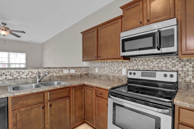 Building Photo - 502 Oyster Rock Ln