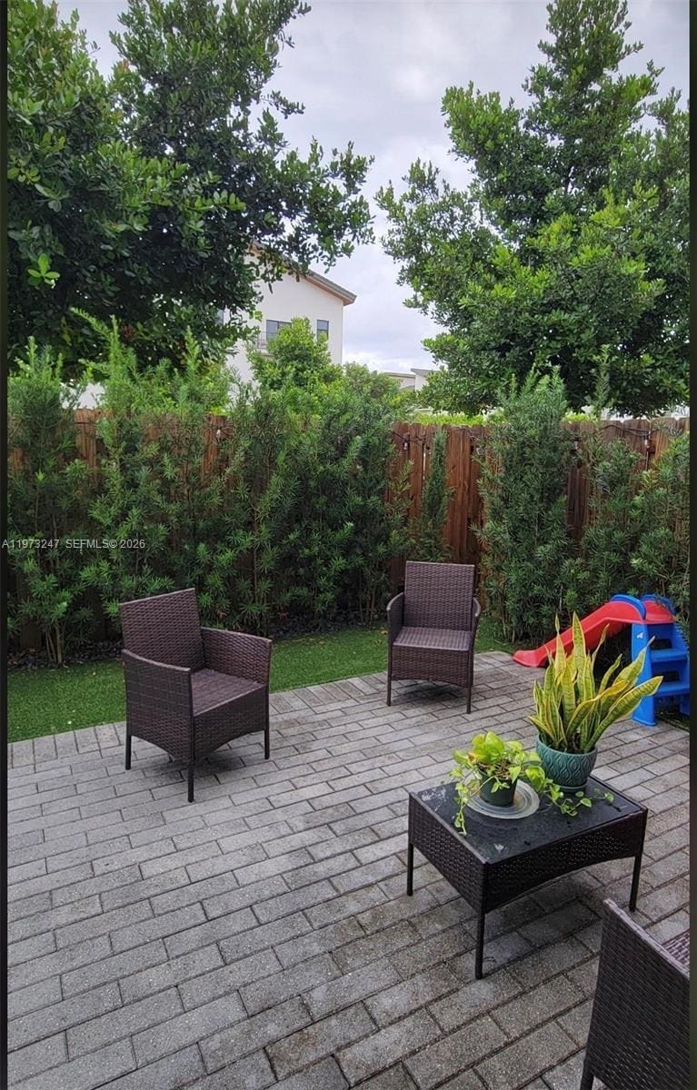 Building Photo - 10521 NW 81st Ter