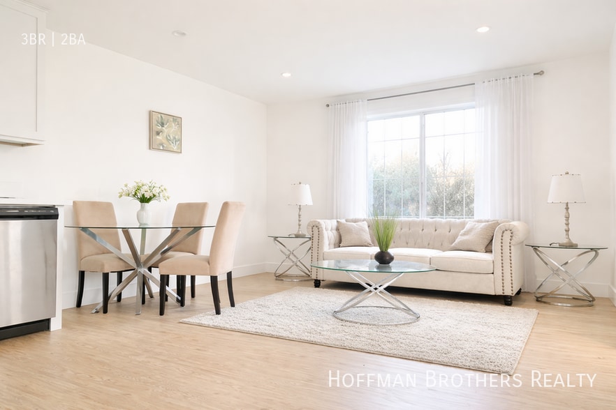 Building Photo - 1932 New England St