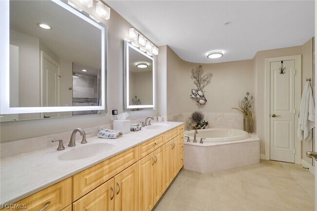 Building Photo - 5706 Cape Harbour Dr