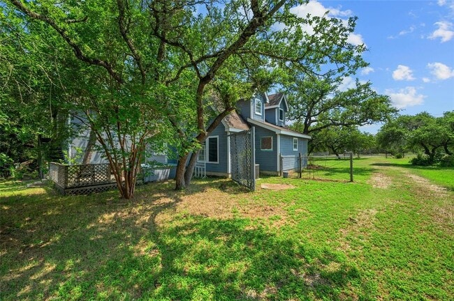 Building Photo - 13003 S Madrone Trail