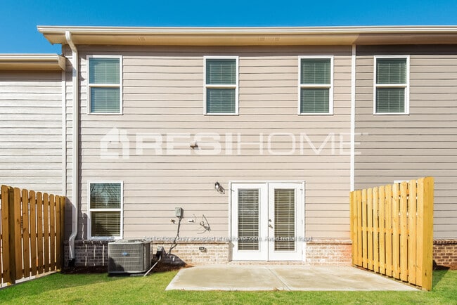 Building Photo - 2380 Whitburn Rd