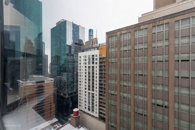Building Photo - 535 N Michigan Ave