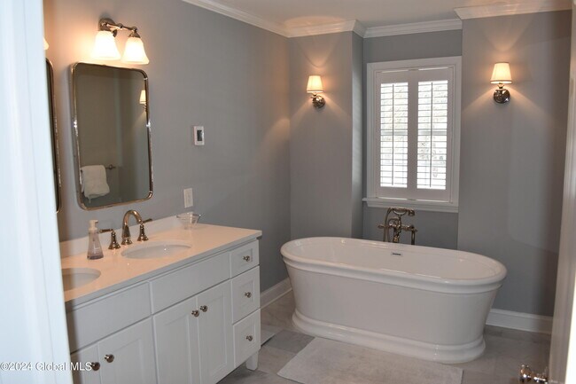 Building Photo - 63 Hearthstone Dr