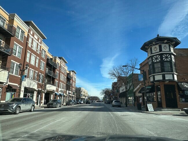 Building Photo - 7444 Washington St