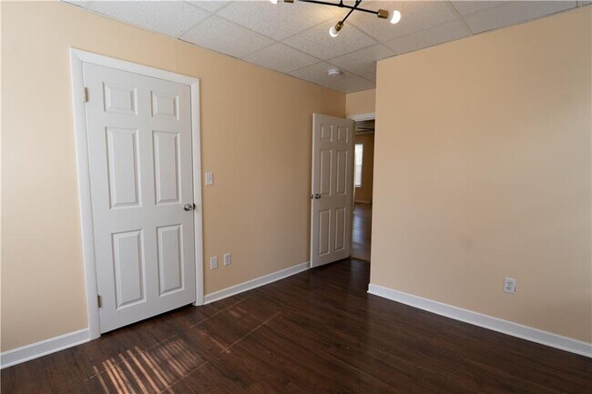 Building Photo - 43 Rivulet St
