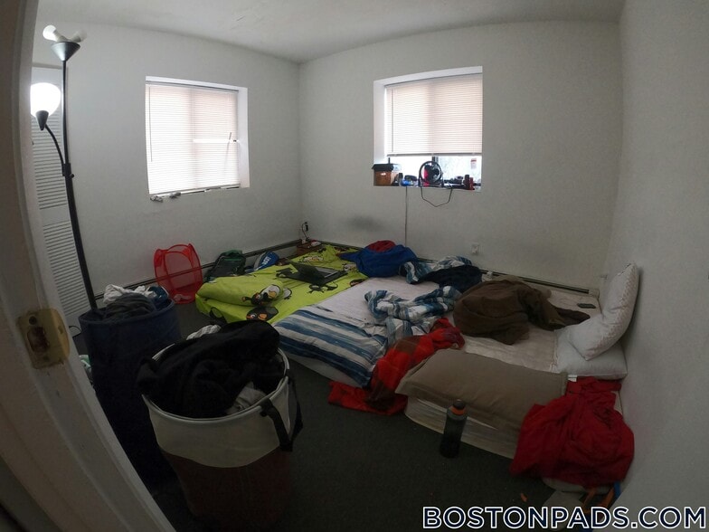 Building Photo - 226 Parker Hill Ave