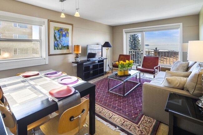 Building Photo - Downtown Anchorage Two Bedroom Two Bath wi...