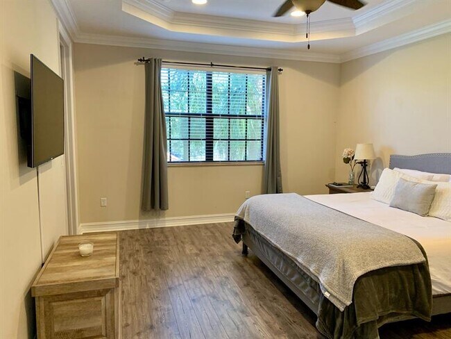 Building Photo - 128 Riverwalk Cir