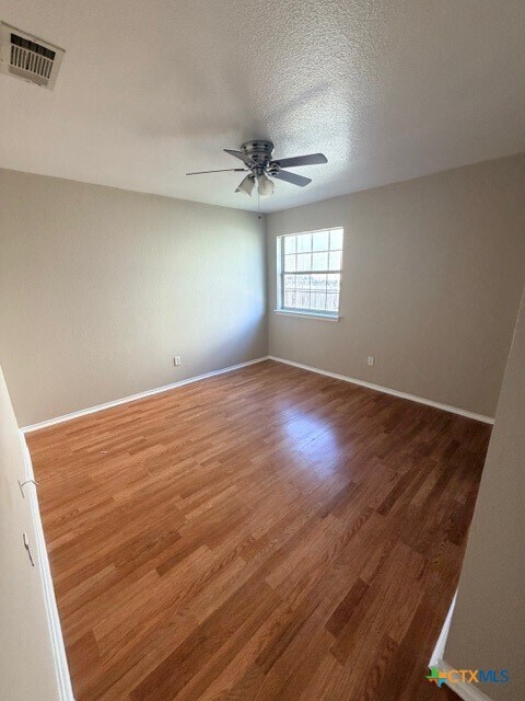 Building Photo - 2013 Schottische Ln