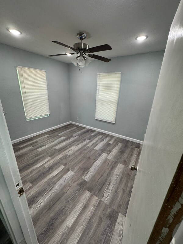 Building Photo - 504 2nd St