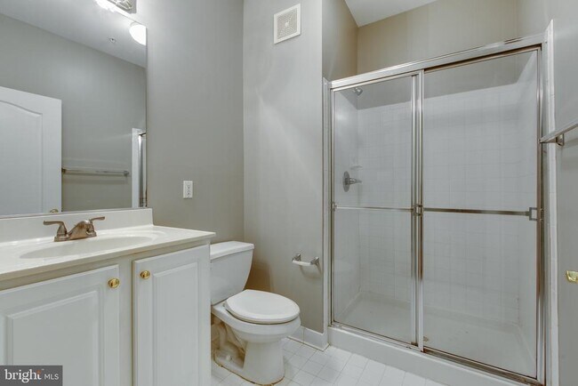 Building Photo - 2111 Ganton Green