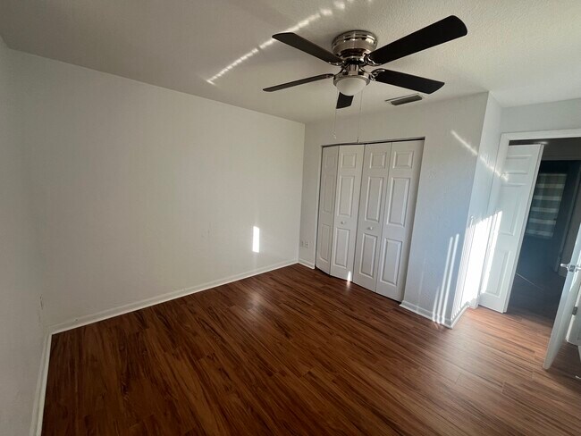Building Photo - 212 Pine Cone Trail