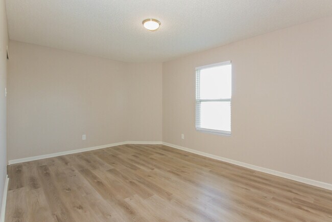 Building Photo - 3311 Summer Breeze Ln