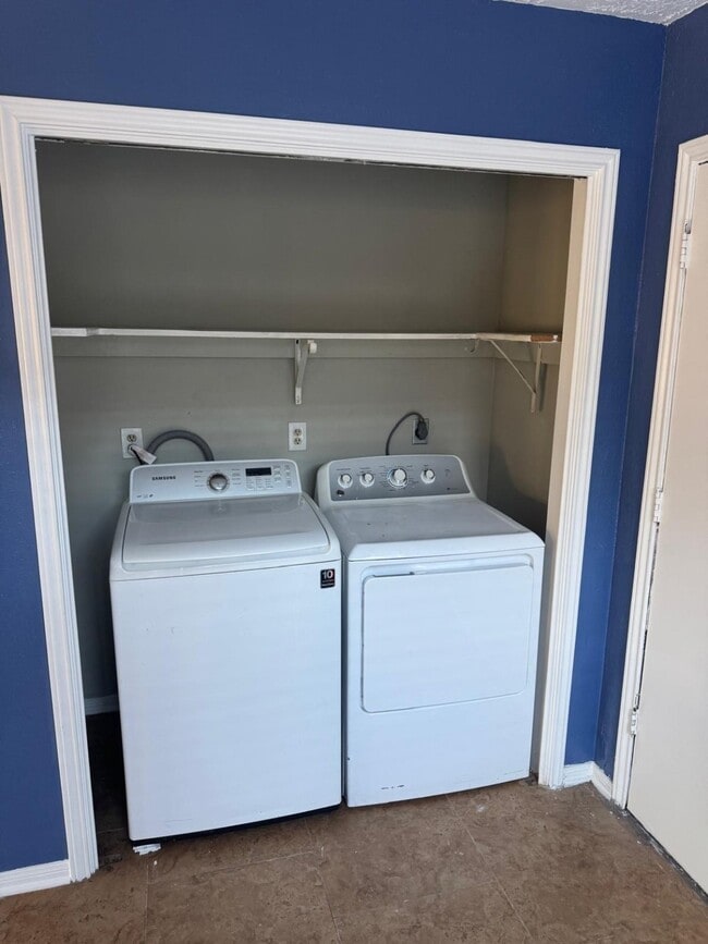 Building Photo - 4435 Wee Laddie Ln