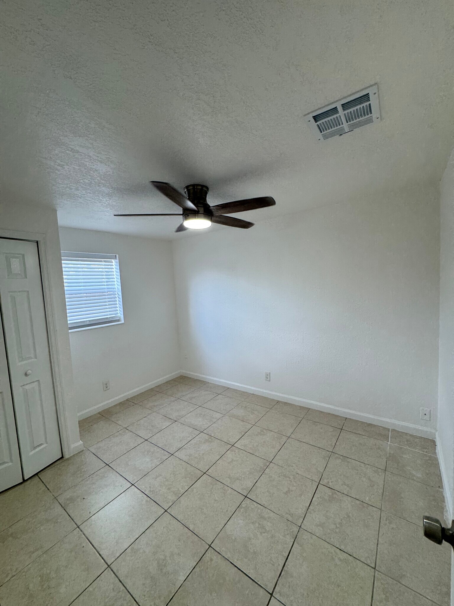 Building Photo - 5179 Pat Pl