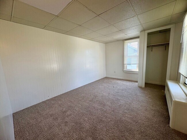 Building Photo - NWA - Owner Contribution Needed - 539 &amp; 541 S Market St