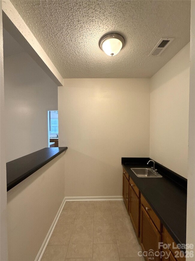 Building Photo - 13500 Stephendale Dr