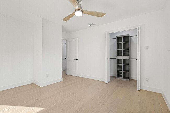 Building Photo - 12417 Quincy Ln