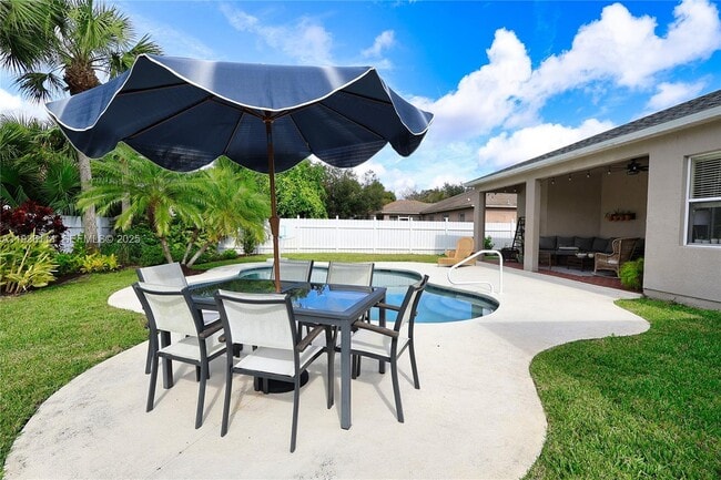 Building Photo - 143 37th Dr SW