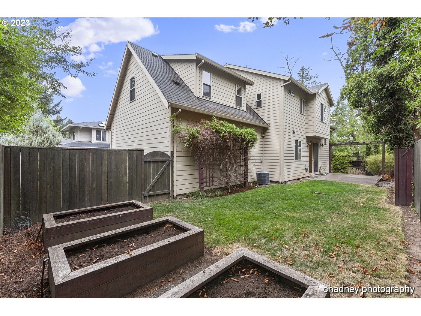 Building Photo - 5406 SW Taylors Ferry Rd