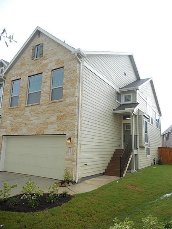 Building Photo - 12247 Stellano Ln