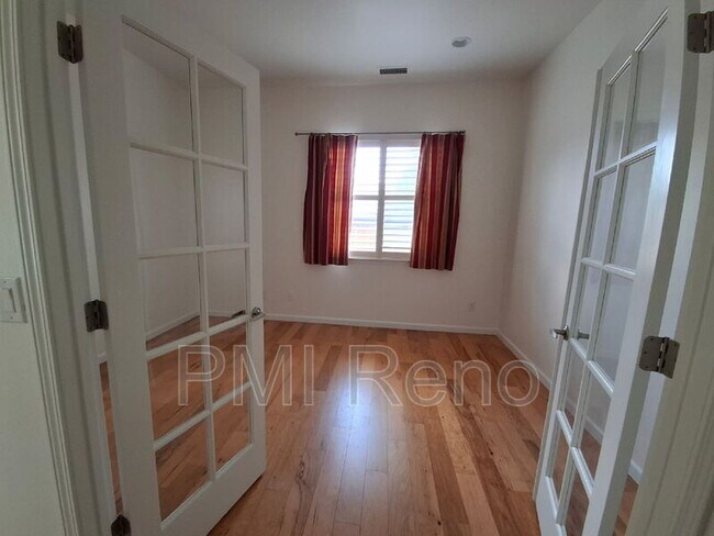 Building Photo - 5080 Rhine Wine Dr
