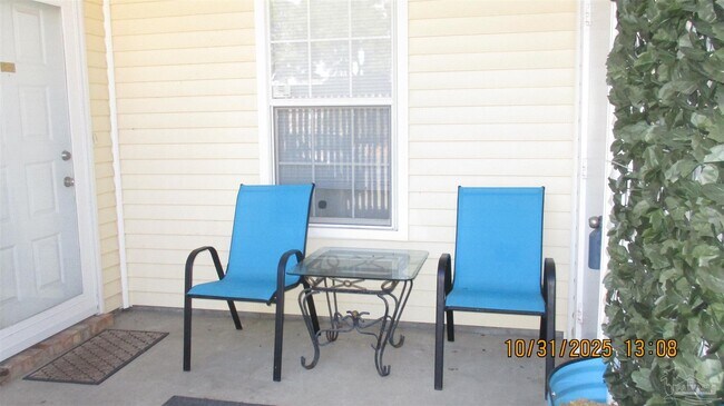 Primary Photo - 501 E Burgess Rd