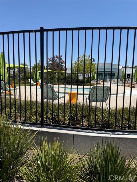 Building Photo - 3930 Lavine Wy