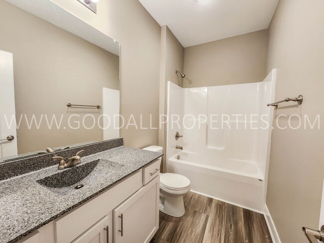 Building Photo - Spacious Waukee Ranch | 4 Bedrooms | 3-Car Garage | Finished Basement