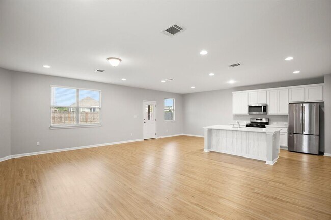 Building Photo - 6807 Tiznow Ln