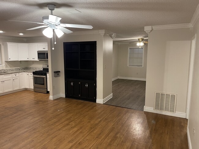 Building Photo - 108 Marley Dr
