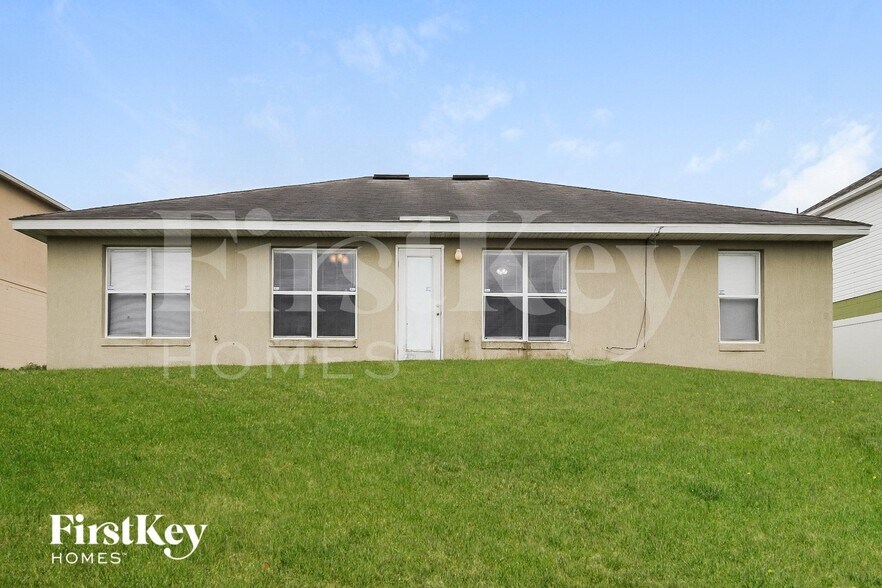 Building Photo - 403 Danube Dr