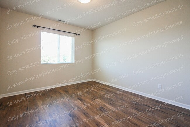Building Photo - 6300 SE Imagine Way