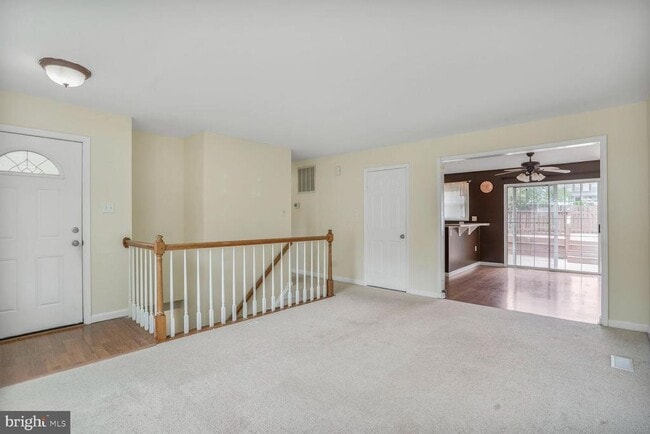 Building Photo - 13 Thornberry Ln