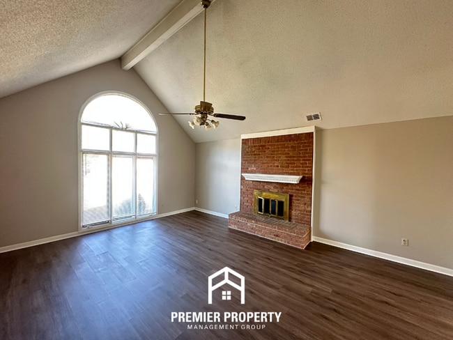 Building Photo - 6739 Pheasant Walk Cove