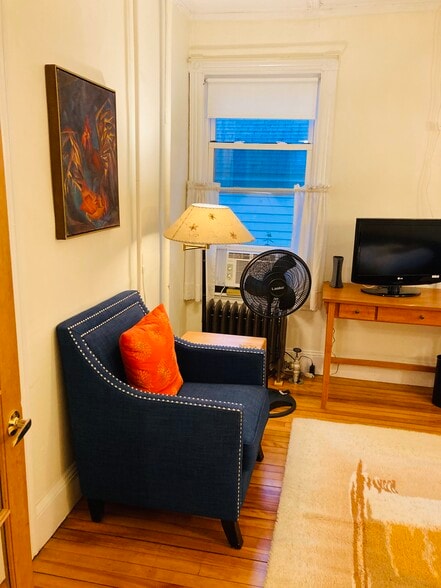 Building Photo - 123 Glenwood Ave