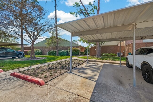 Building Photo - 8801 Hammerly Blvd