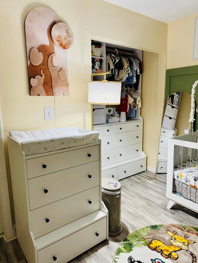 Building Photo - 7355 Woodmont Terrace