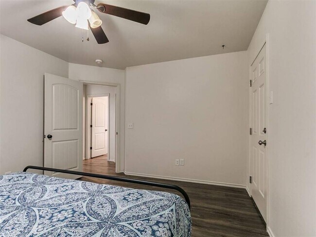 Building Photo - 436 Chalk Hill Ct