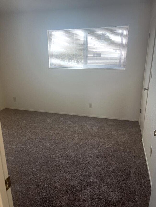 Building Photo - 42 Washington St