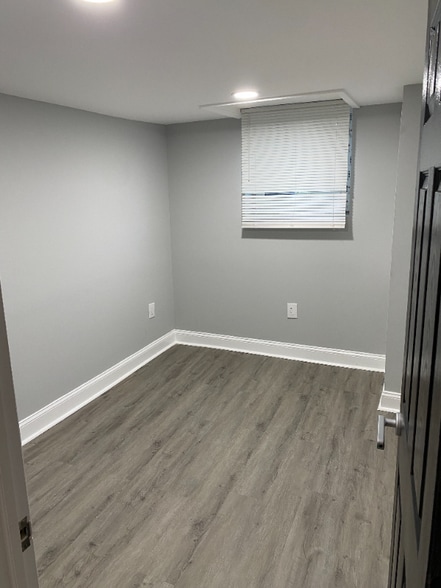 Building Photo - 5019 Belair Rd