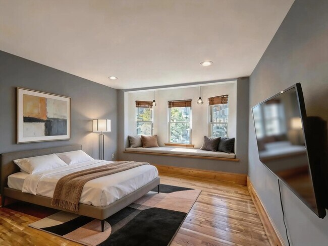 Building Photo - 148 Berkshire St