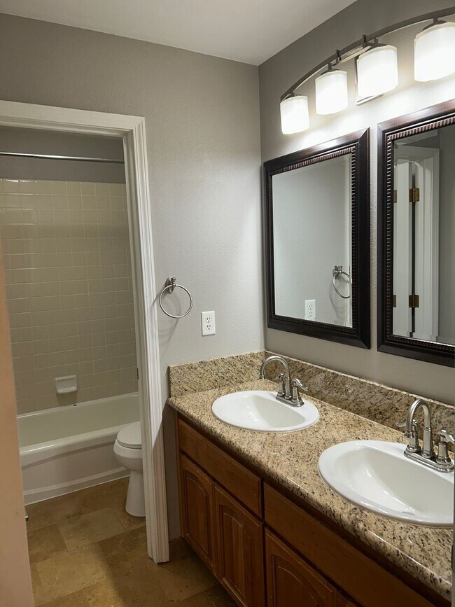 Building Photo - **READY FOR MOVE IN** Spark Home on Golf Course