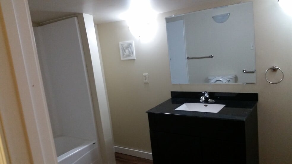 Bath - 206 West Bluff Street