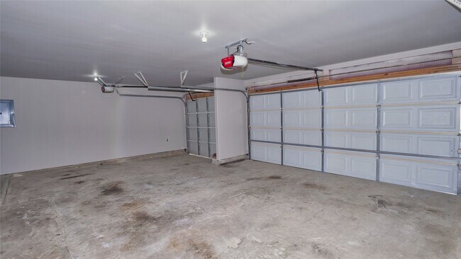 Building Photo - 3403 Tall Sycamore Trail