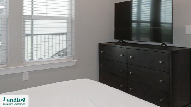 Building Photo - 3050 Steeple Cir