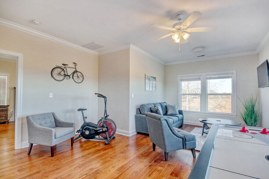 Building Photo - 415 Sassanqua Dr