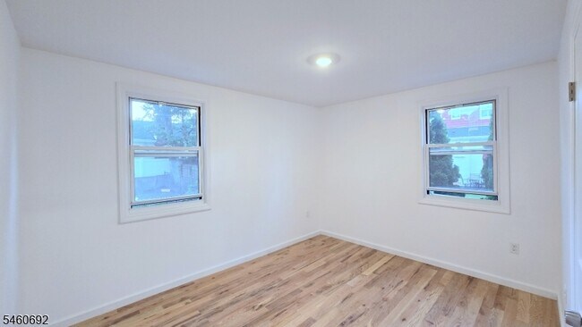 Building Photo - 76 Baldwin Pl
