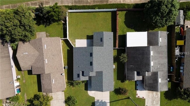 Building Photo - 1713 Boxeney Dr